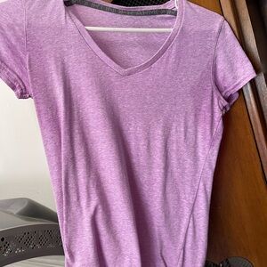 Under Armour Women's Lavender V-Neck Tee